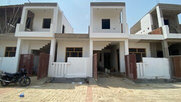 2 BHK Independent House For Sale in Naubasta Kala