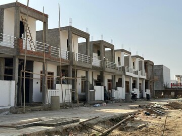 2 BHK Independent House – Exterior View View at Naubasta Kala - for Sale