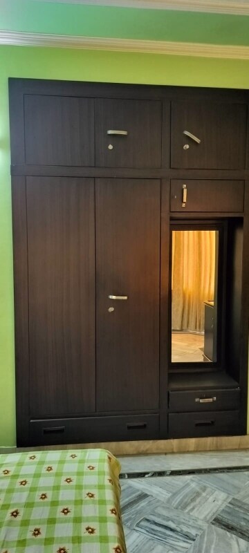 Furnished Amenities in 3 BHK Apartment at Sector 10 Dwarka – for Sale