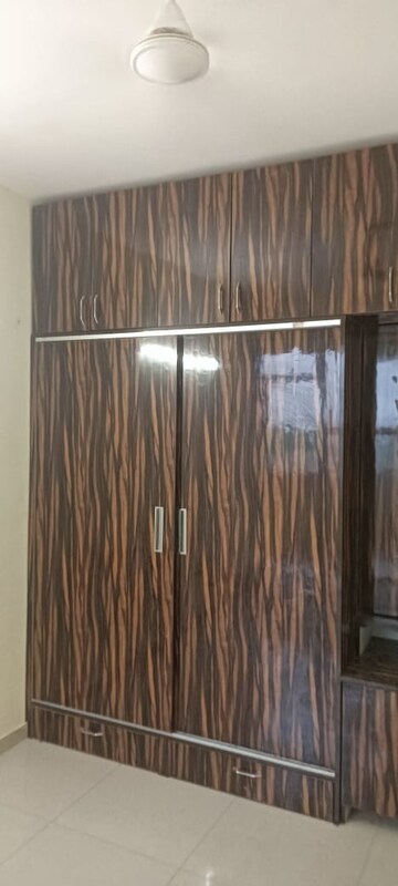 Furnished Amenities in 2 BHK Apartment at Shree Vardhman Mantra, Sector 67 – for Sale