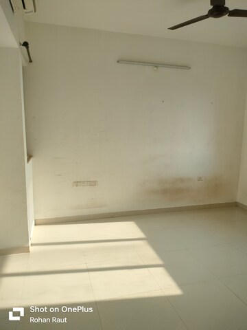 2 BHK Apartment For Sale in Lodha Splendora, Ghodbunder Road