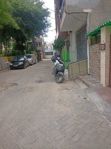 Parking in 6+ BHK Independent House at Sector 7 – for Sale