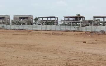 Plot For Sale in Veltur