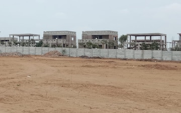 Plot For Sale in Yellareddiguda