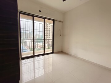 Room in 3 BHK Apartment at Parsik Nagar – for Rent