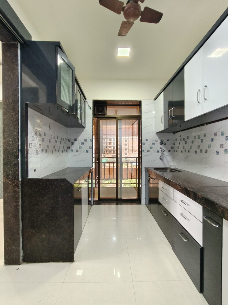 Kitchen, parsik nagar 3 Bedroom 1100 Sq.Ft. Apartment In Parsik Nagar Thane 7280022