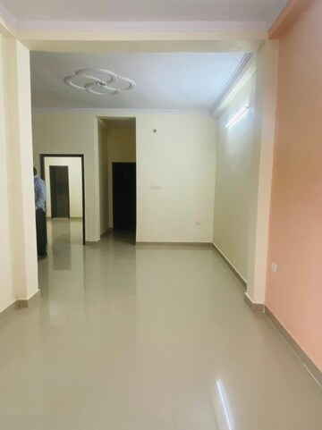 Building Lobby in 3 BHK Villa at Gomti Nagar – for Sale