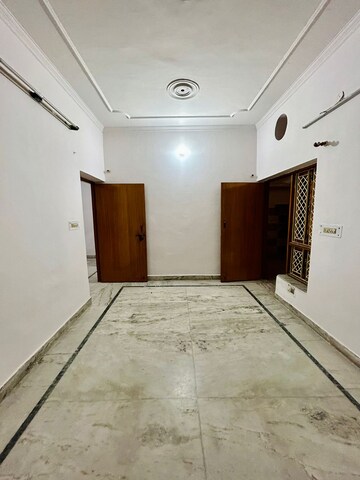 Room in 4 BHK Independent House at Modipuram – for Sale
