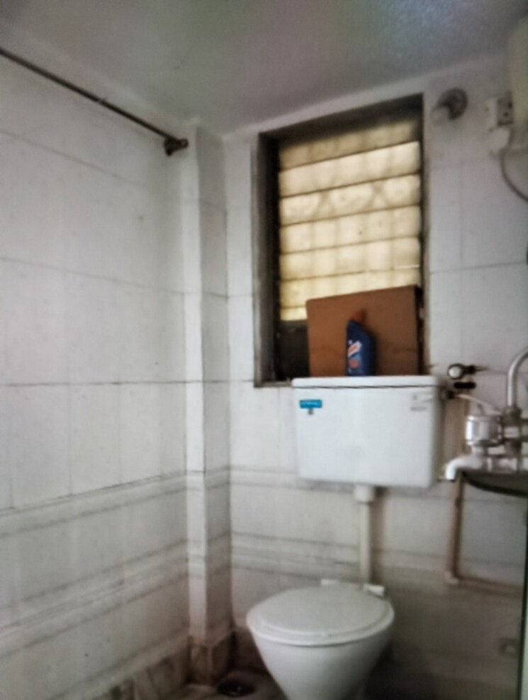 Bathroom, sai-vihar-chs-kalwa 1 Bedroom 600 Sq.Ft. Apartment In Kalwa Thane 7280094