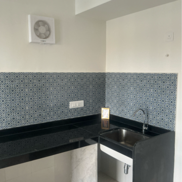 Kitchen in 1 BHK Apartment at Lodha Crown Quality Homes, Balkum Pada – for Sale