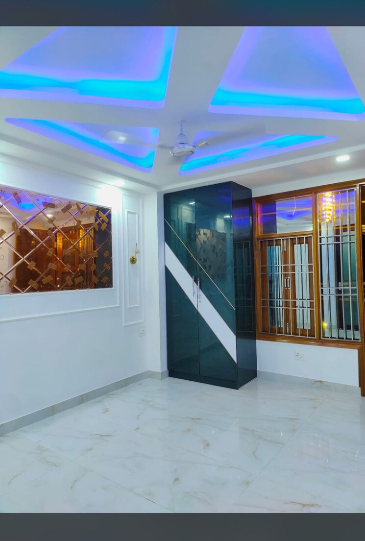 Bedroom, khirki extension 4 Bedroom 150 Sq.Yd. Builder Floor In Khirki Extension Delhi 7280235