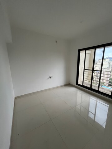 Room in 3 BHK Apartment at Vikas Ritz, Wayle Nagar – for Sale