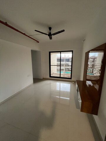 Room in 3 BHK Apartment at Vikas Ritz, Wayle Nagar – for Sale