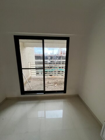 Room in 3 BHK Apartment at Vikas Ritz, Wayle Nagar – for Sale
