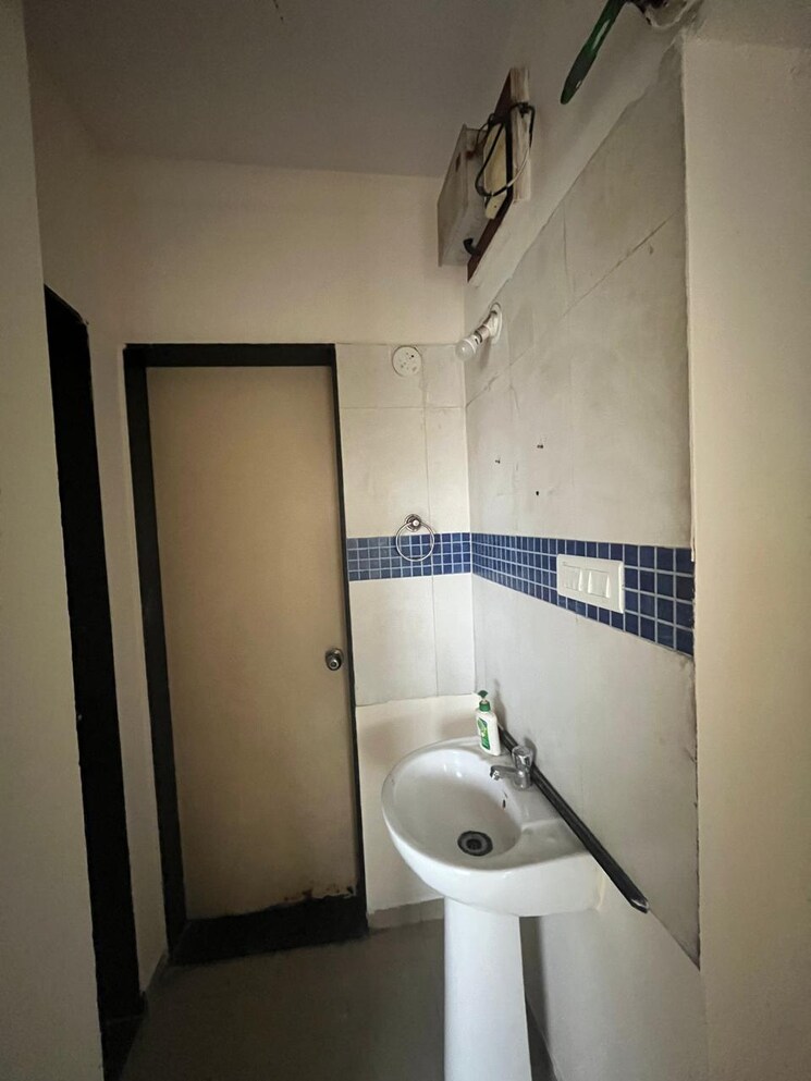Bathroom, brookside-apartment 1 Bedroom 424 Sq.Ft. Apartment In Kalas Pune 7280636