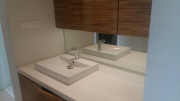 Bathroom in 4 BHK Apartment at Mahalaxmi – for Sale