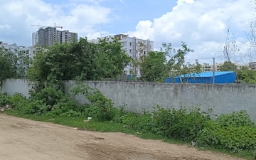 Plot For Sale in Kondapur