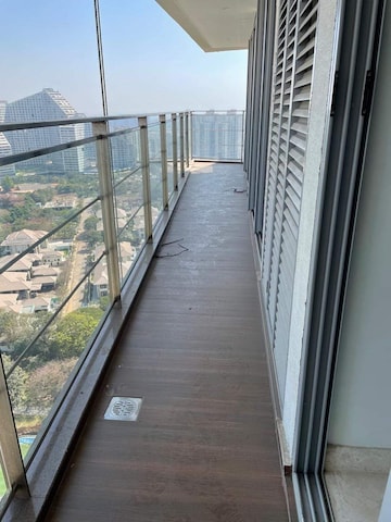 Balcony in 5 BHK Apartment at Amanora Gateway Towers, Hadapsar – for Sale