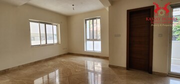 Room in 4 BHK Apartment at Jubilee Hills – for Sale