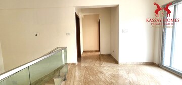 Room in 4 BHK Apartment at Jubilee Hills – for Sale