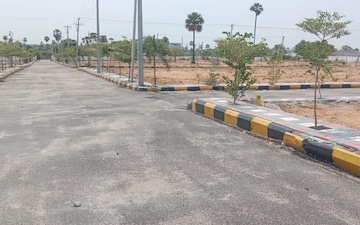Plot For Sale in Dwarakamai Nagar Colony