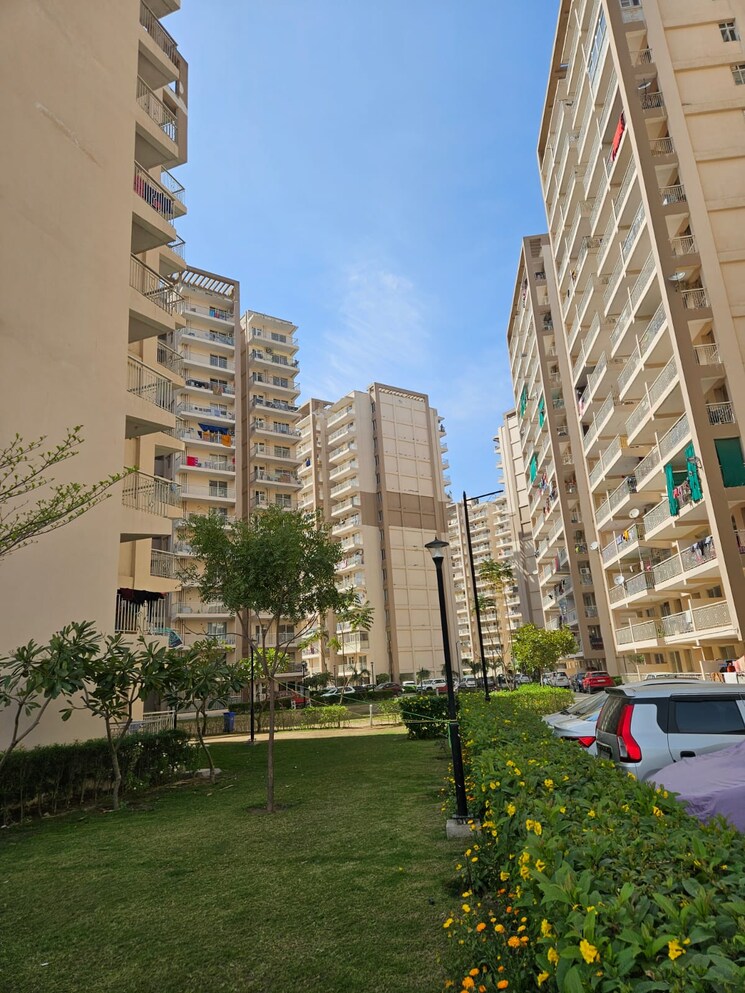 Exterior View, shree-vardhman-green-court 2 Bedroom 590 Sq.Ft. Apartment In Sector 90 Gurgaon 7281162