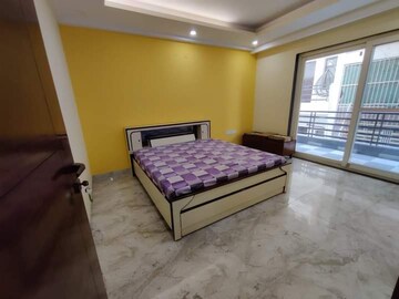 Bedroom in 3.5 BHK Builder Floor at M3M Soulitude, Sector 89 – for Sale