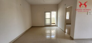 Room in 3 BHK Apartment at Hampton Park View, Yapral – for Sale
