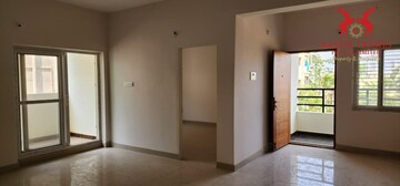Room in 3 BHK Apartment at Hampton Park View, Yapral – for Sale