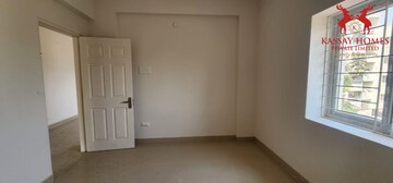 Room in 3 BHK Apartment at Hampton Park View, Yapral – for Sale