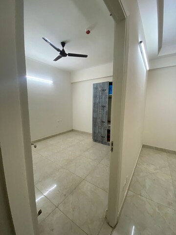 Room in 2 BHK Apartment at Gaurs Siddhartham, Siddharth Vihar – for Sale