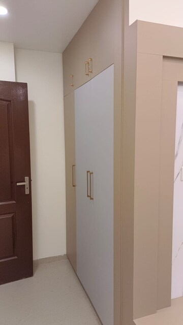 Building Lobby in 3 BHK Apartment at Rishita Manhattan, Gomti Nagar – for Sale