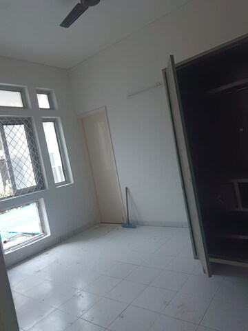 Room in 3 BHK Apartment at Tulip White, Sector 69 – for Sale