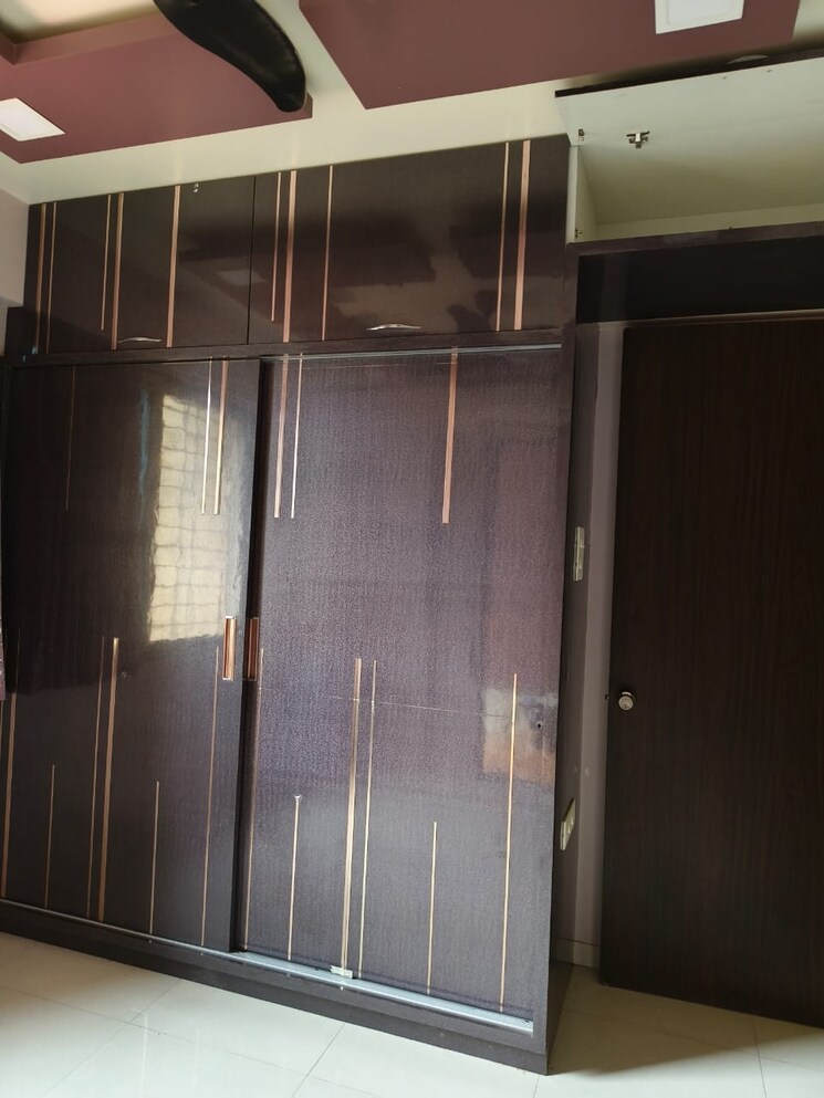 Bathroom, garve-golden-treasures 1 Bedroom 650 Sq.Ft. Apartment In Punawale Pune 7281624