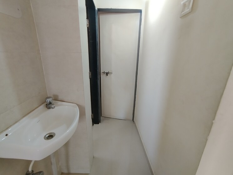 Bathroom, puranik-hometown 1 Bedroom 415 Sq.Ft. Apartment In Ghodbunder Road Thane 7281743