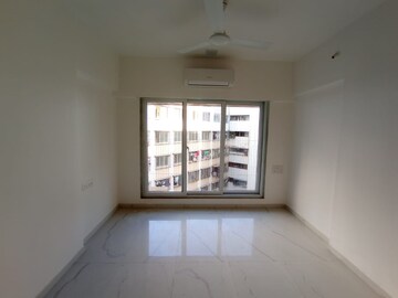 Room in 2 BHK Apartment at Ruparel Orion, Chembur – for Rent