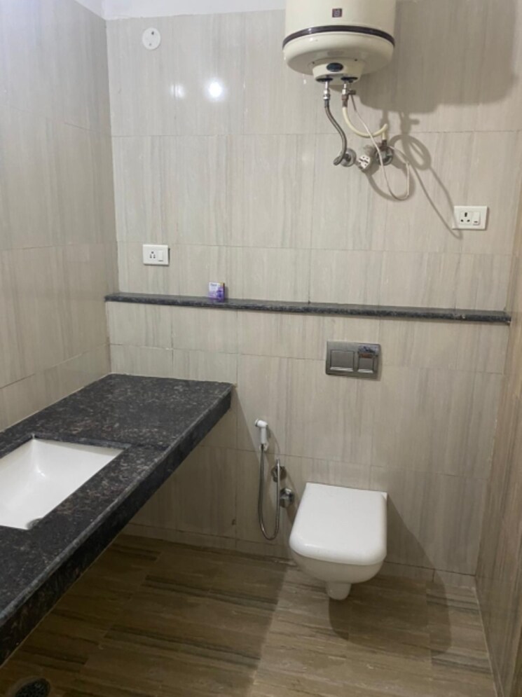 Bathroom, sector 110 3 Bedroom 1375 Sq.Ft. Apartment In Sector 110 Mohali 7281939