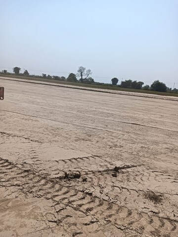 Plot Area in  Plot at Sector 27 Yamuna Expressway – for Sale