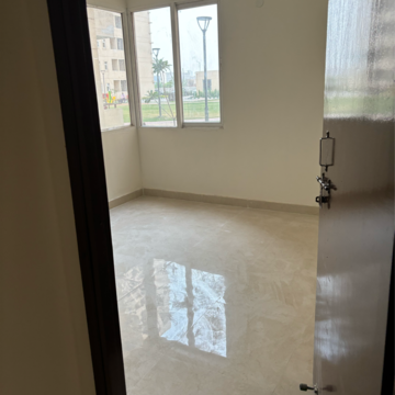 Room in 2 BHK Apartment at Signature Orchard Avenue 2, Hayatpur – for Sale