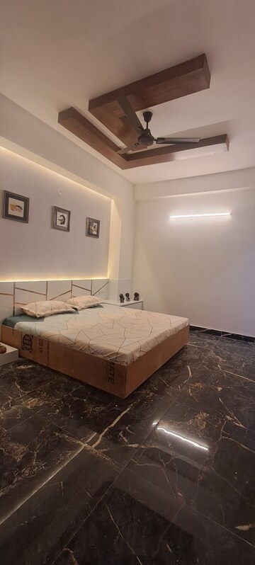 Furnished Amenities in 3 BHK Builder Floor at Sector 73 – for Sale