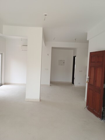 Furnished Amenities in 3.5 BHK Builder Floor at BPTP Amstoria Country Floor , Sector 102 – for Sale