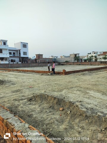  Plot – Exterior View View at Jankipuram Extension - for Sale