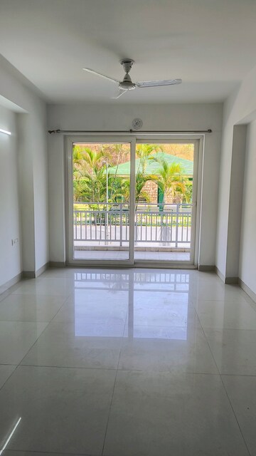Room in 4 BHK Apartment at Pacific Golf Estate, Kulhan – for Sale