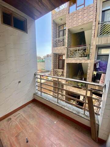 3 BHK Builder Floor – Exterior View View at Dwarka Mor - for Sale