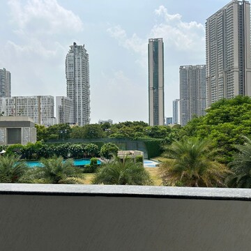 4 BHK Builder Floor – Garden View at Emaar Emrald Floors Select, Sector 65 - for Sale
