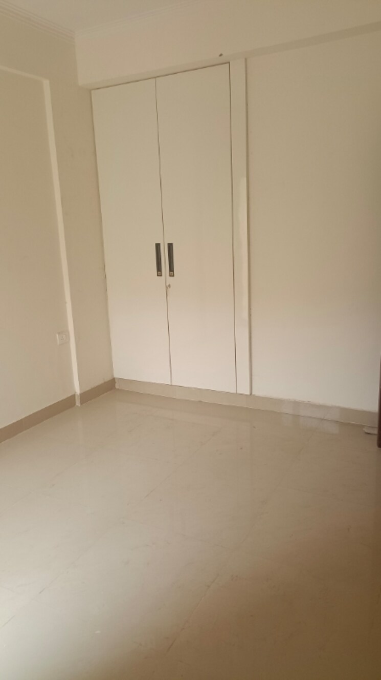 Room, amrapali-centurian-park 3 Bedroom 1185 Sq.Ft. Apartment In Tech Zone 4 Greater Noida Greater Noida 7282704