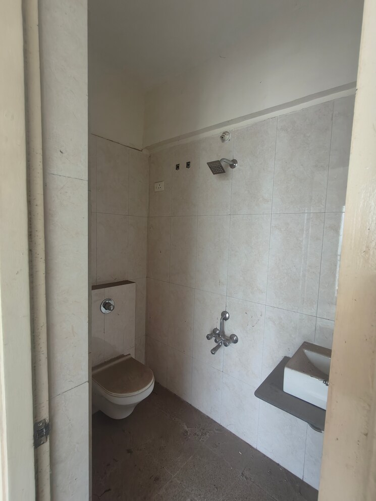 Bathroom, bharat-ecovistas 1 Bedroom 690 Sq.Ft. Apartment In Shilphata Thane 7282862