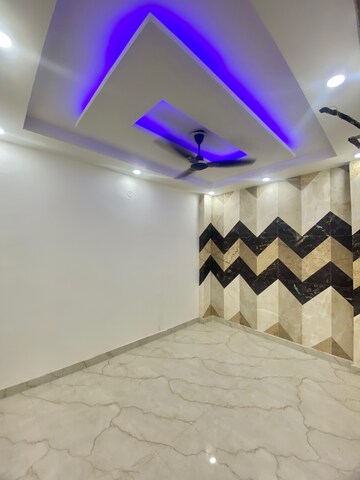 Master Bedroom in 3 BHK Builder Floor at Dwarka Mor – for Sale
