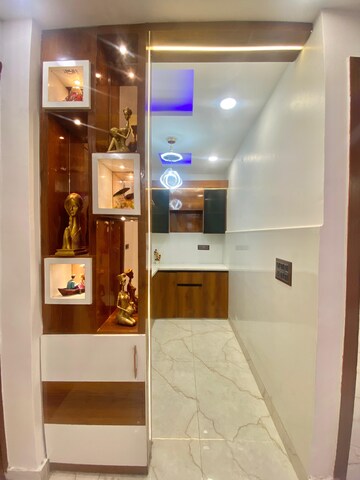 Furnished Amenities in 3 BHK Builder Floor at Dwarka Mor – for Sale