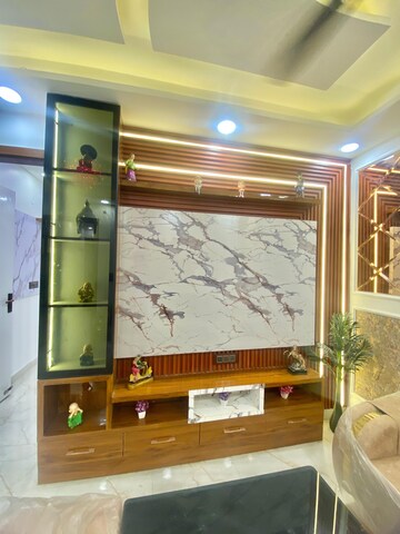 Furnished Amenities in 3 BHK Builder Floor at Dwarka Mor – for Sale